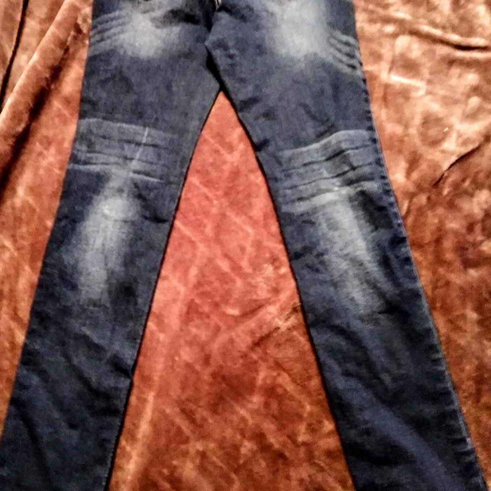 Women's Revolution by Revolt jeans size 16 style# RR20613J